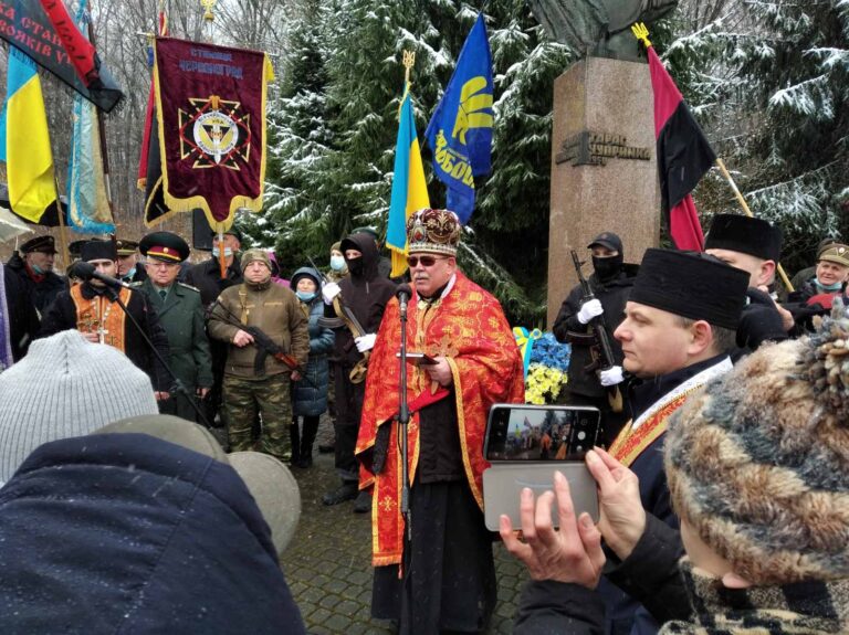 Делегація Бущини вшанувала пам’ять головного командира УПА Романа Шухевича