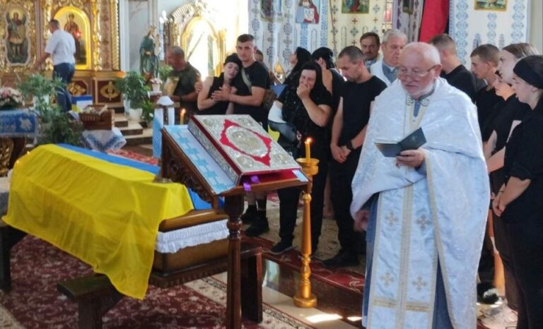 Назавжди… 28: відбулось прощання з Захисником Андрієм Круп’яком