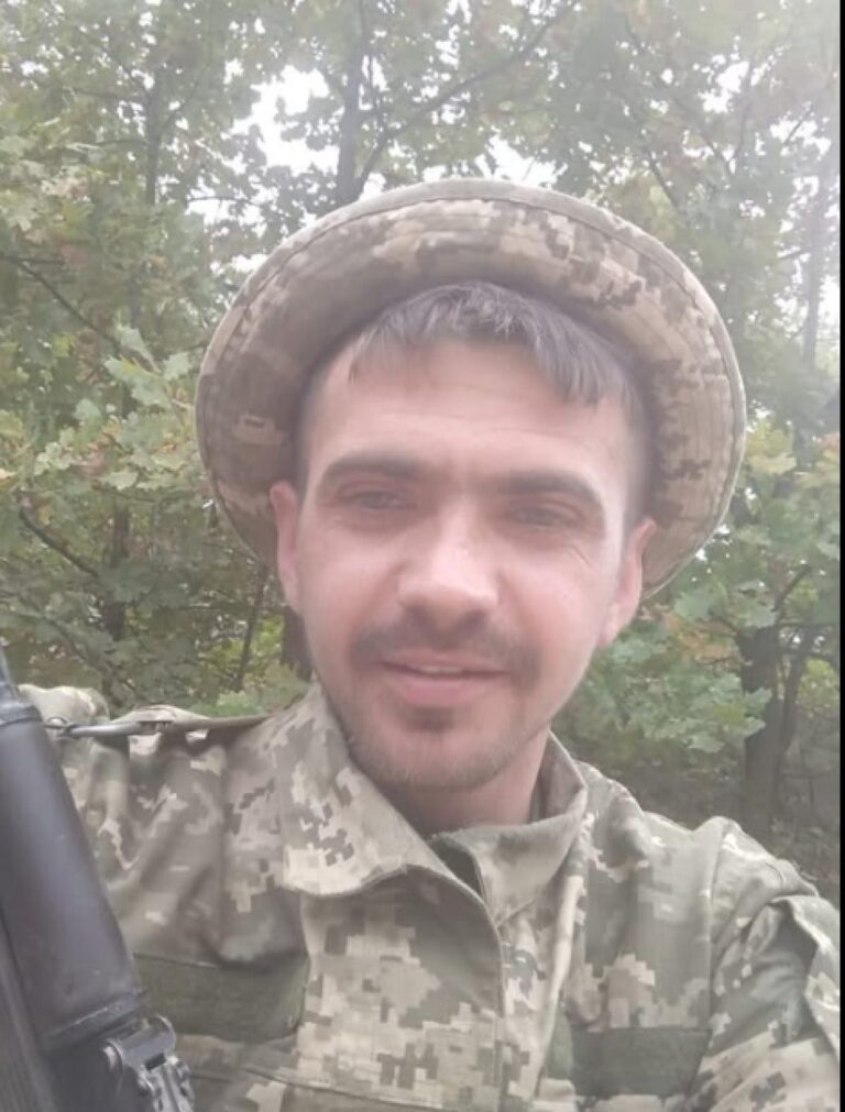 Буська громада готується зустрічати Петра Андрусяка після полону